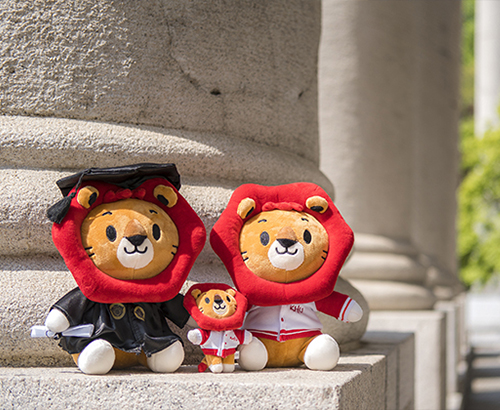 Khuong and Khuming, the New Names for Kyung Hee University Mascot and Flower 