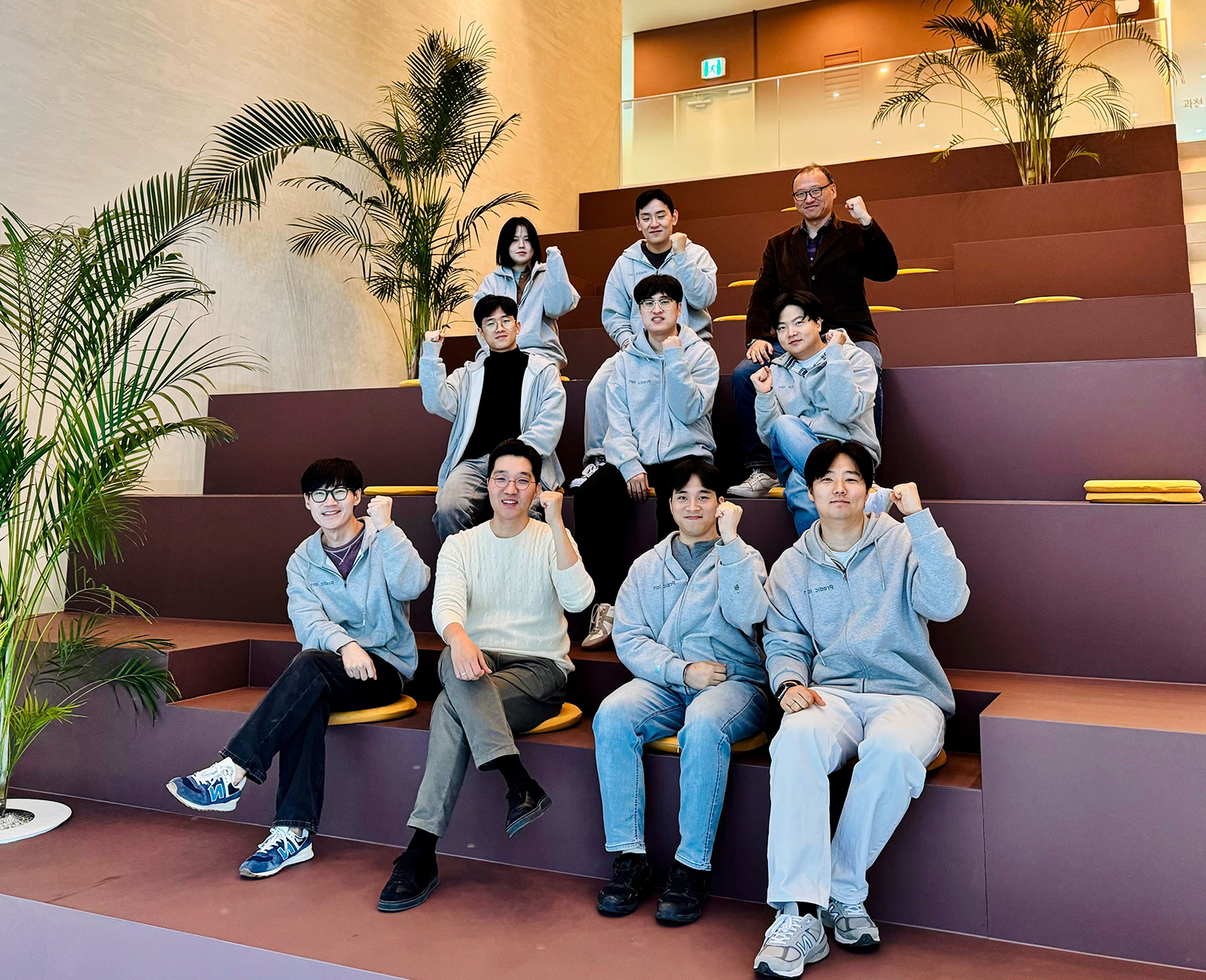 경희대학교 로고 이미지